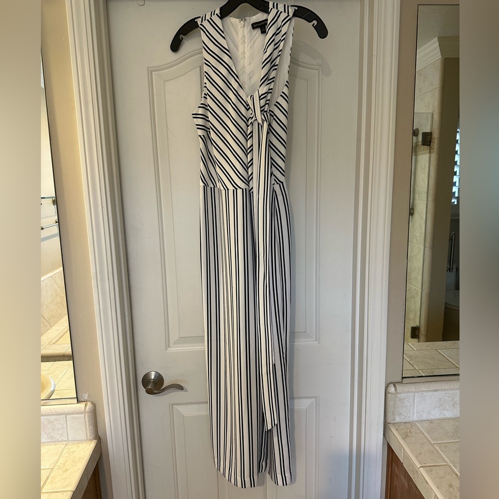 Banana Republic Striped Sleeveless cropped jumpsuit - Picture 3 of 9